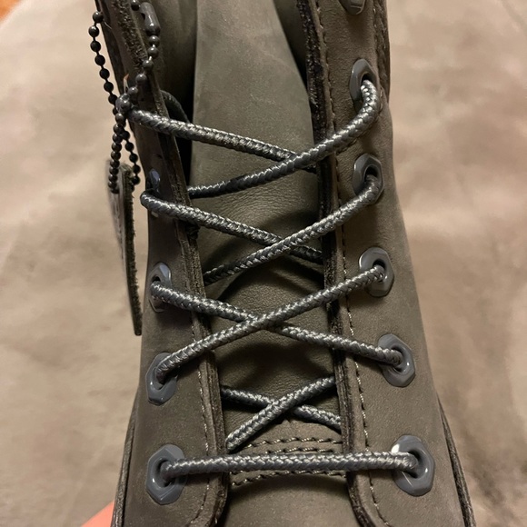 ❤️HP❤️ Timberland 6” Premium Waterproof Leather Boots - Picture 4 of 11